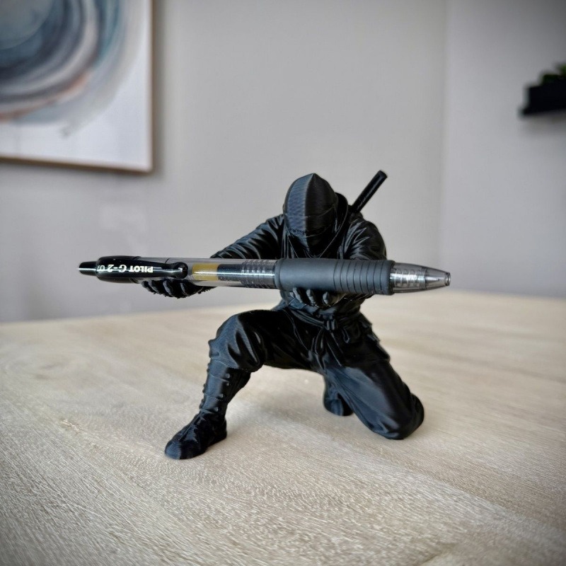 Resin Art Stand - Ninja Figürü Kalemlik 3D Baskılı Süs